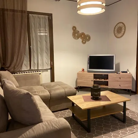 Casa Della Rondine * Borgo Ticino