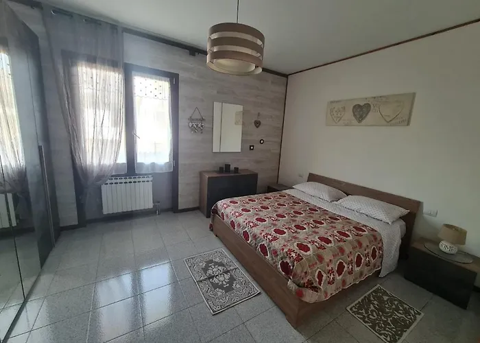 Casa Della Rondine Hébergement de vacances Borgo Ticino